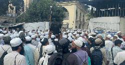 একদফা দাবি নিয়ে কাকরাইল মসজিদে সাদপন্থিরা