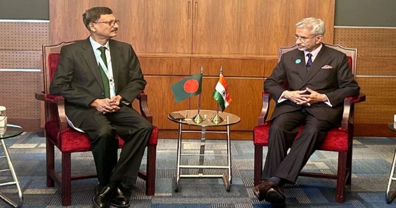 মাস্কাটে ভারতীয় পররাষ্ট্রমন্ত্রী এস জয়শঙ্করের সঙ্গে বৈঠক করেন পররাষ্ট্র উপদেষ্টা তৌহিদ হোসেন, ছবি: সংগৃহীত