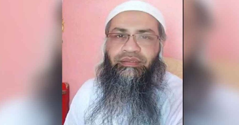 শিক্ষক শরীফ হোসেন (ফাইল ছবি)