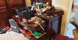 গুলশানে বাড়িতে তল্লাশির নামে তছনছ-ভাঙচুর ঘটনায় আটক ৩