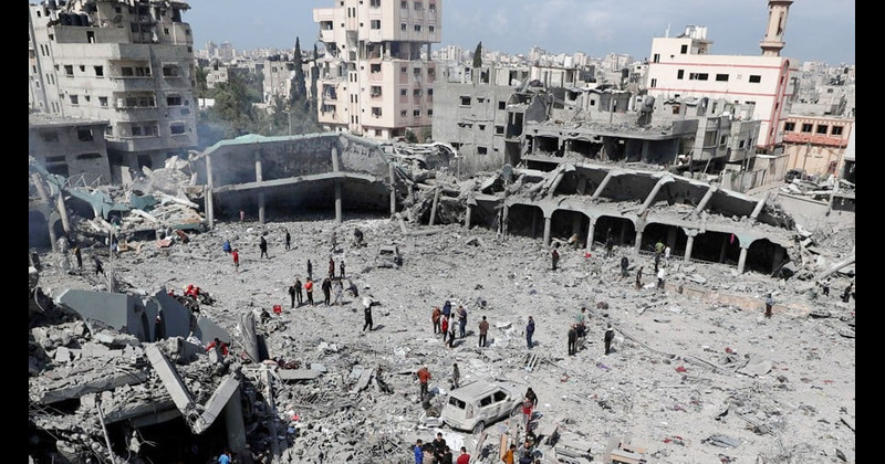 Секс атасы мен әжесі немерелерімен Әдемі секстегі әдемі қыздар