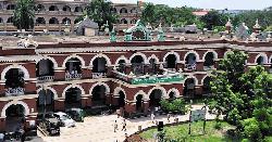 আদালতের এজলাসে পুলিশকে মারধর আটক ৬