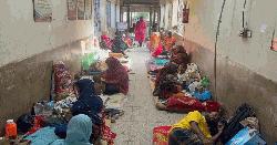 ঋতু পরিবর্তনে চারগুণ বেড়েছে শিশু রোগী, চাপে নাজেহাল ফেনী সদর হাসপাতাল 