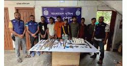 কক্সবাজার রামুতে ডাকাতি প্রস্তুতিকালে গ্রেফতার ৭