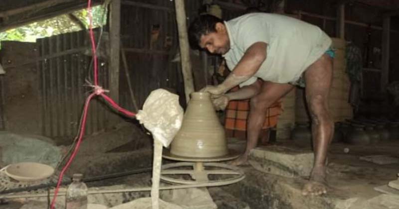 ছবিটি আড়পাড়া ইউনিয়নের দড়িশলাই গ্রাম থেকে তোলা